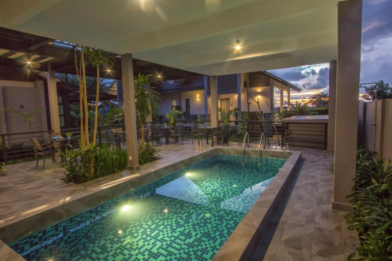 Villa Paddy Padang Mat Sirat Exterior foto