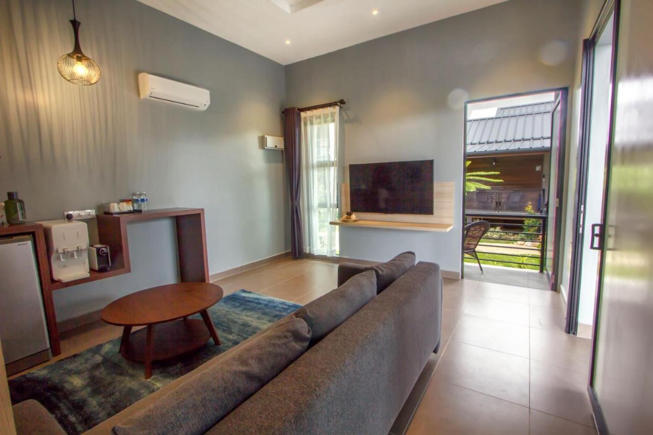 Villa Paddy Padang Mat Sirat Exterior foto